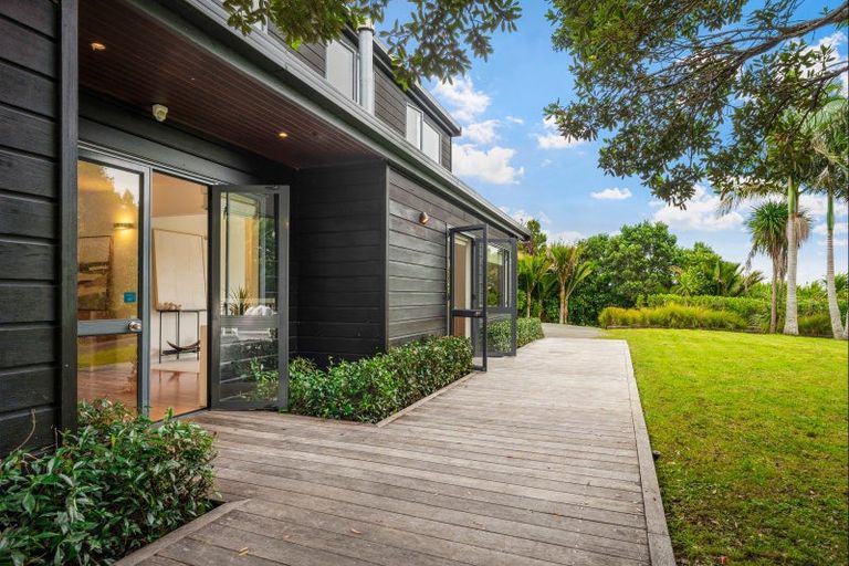 Photo of property in 33 Tongue Farm Road, Matakana, Warkworth, 0985
