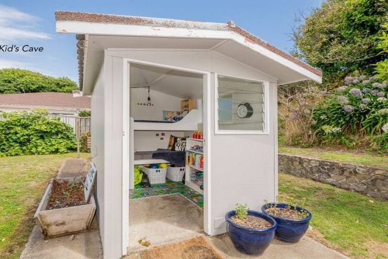 Photo of property in 75a Ocean Road, Paraparaumu Beach, Paraparaumu, 5032