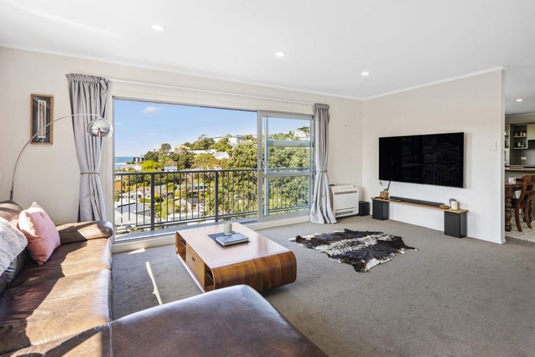 Photo of property in 9 Maybury Way, Island Bay, Wellington, 6023