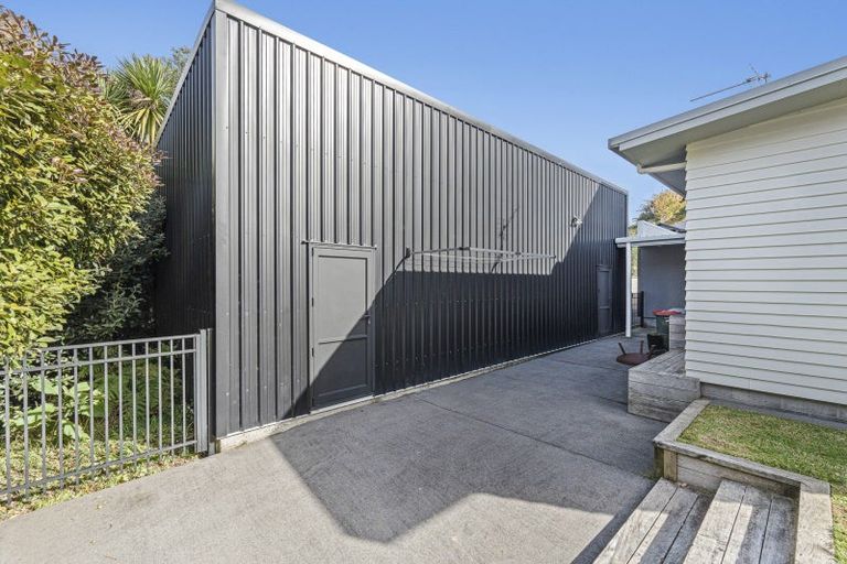 Photo of property in 13 Fernbrook Drive, Hurworth, New Plymouth, 4310