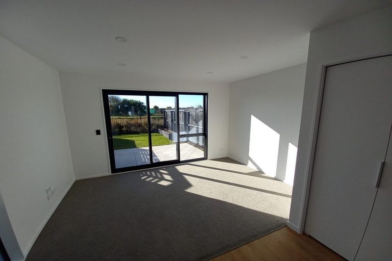 Photo of property in 18 Piripiri Place, Broomfield, Christchurch, 8042