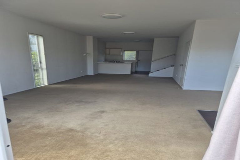 Photo of property in 8/7 Kelvin Hart Drive, East Tamaki, Auckland, 2013