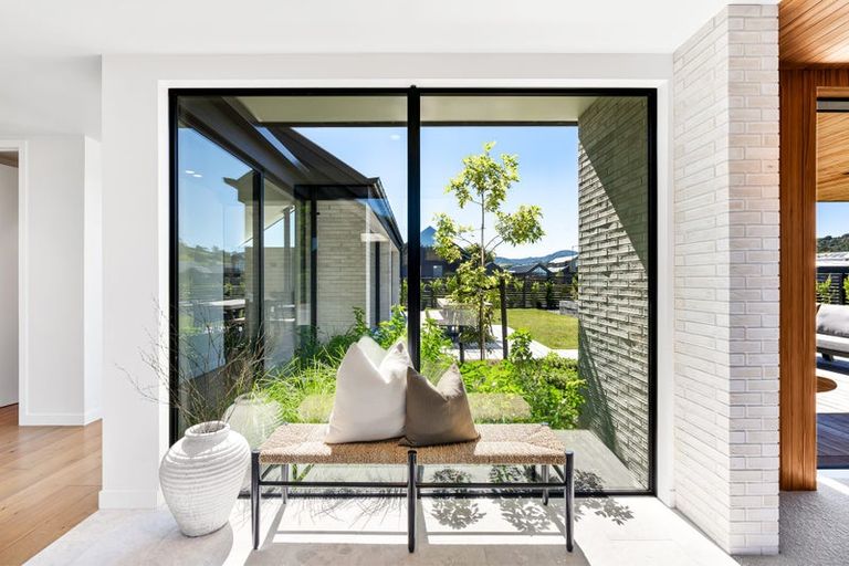 Photo of property in 12 Tiaki Lane, Matakana, 0985