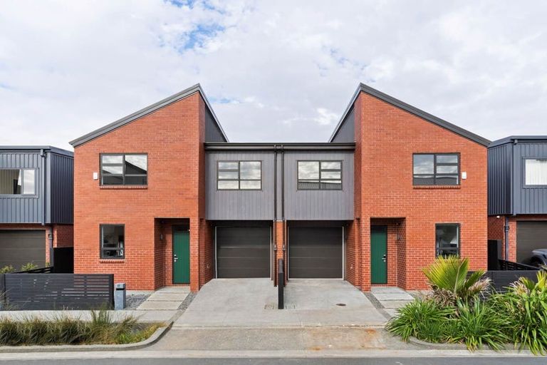 Photo of property in 19 Sioux Road, Hobsonville, Auckland, 0616