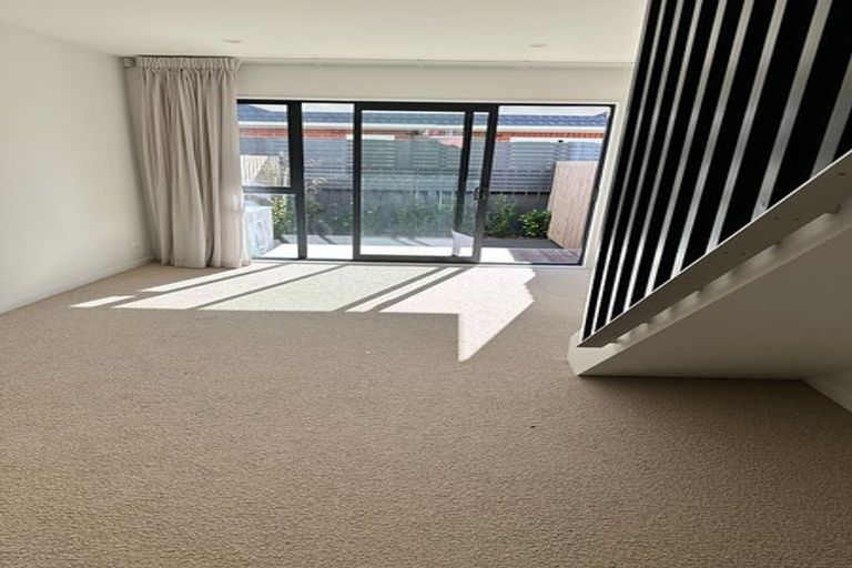 Photo of property in 2/65 Strathmore Avenue, Strathmore Park, Wellington, 6022