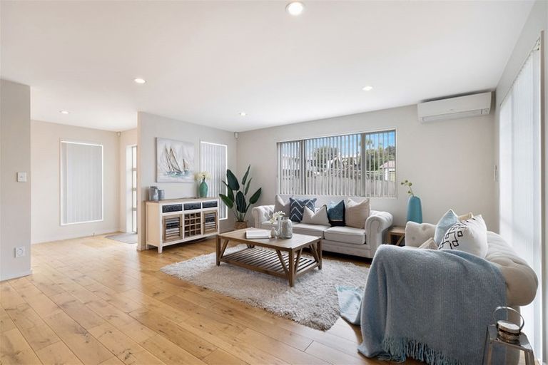 Photo of property in 30a Seaview Road, Glenfield, Auckland, 0629