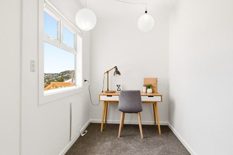 Photo of property in 71 Jubilee Road, Khandallah, Wellington, 6035