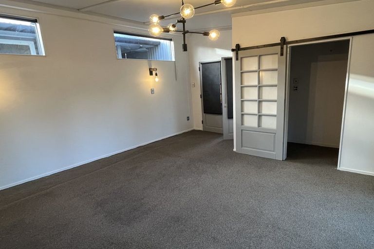 Photo of property in 24 Akaroa Avenue, Awapuni, Palmerston North, 4412