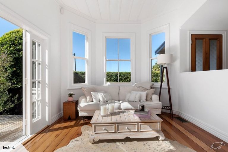 Photo of property in 1/86 Birkenhead Avenue, Birkenhead, Auckland, 0626