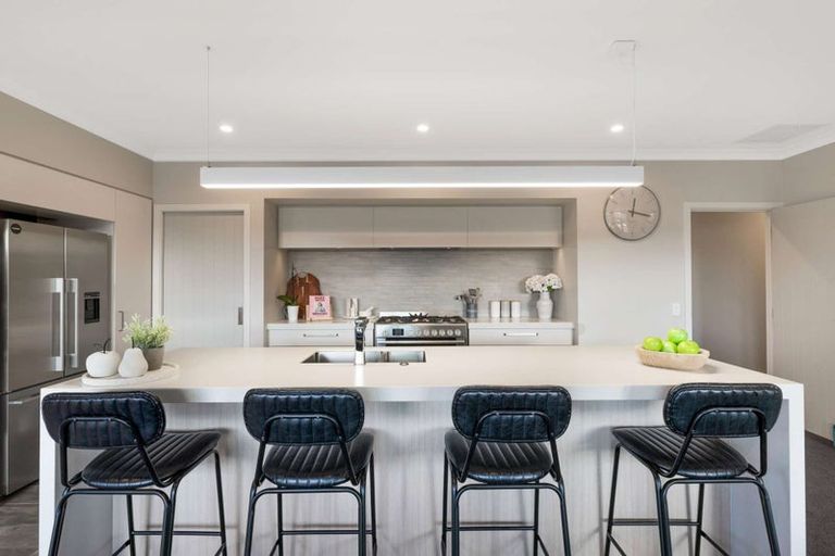 Photo of property in 14 Stowell Drive, Cromwell, 9310