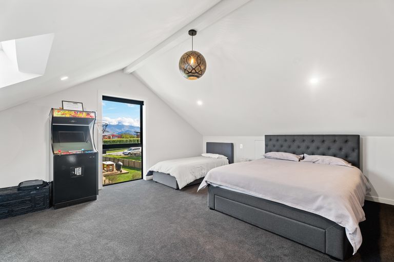 Photo of property in 5 Mills Road, Wanaka, 9305