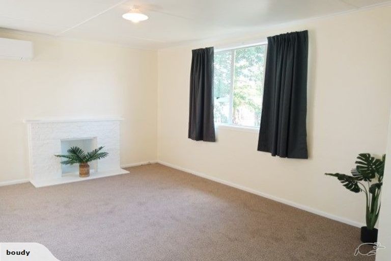 Photo of property in 12 Crathie Crescent, Tokoroa, 3420