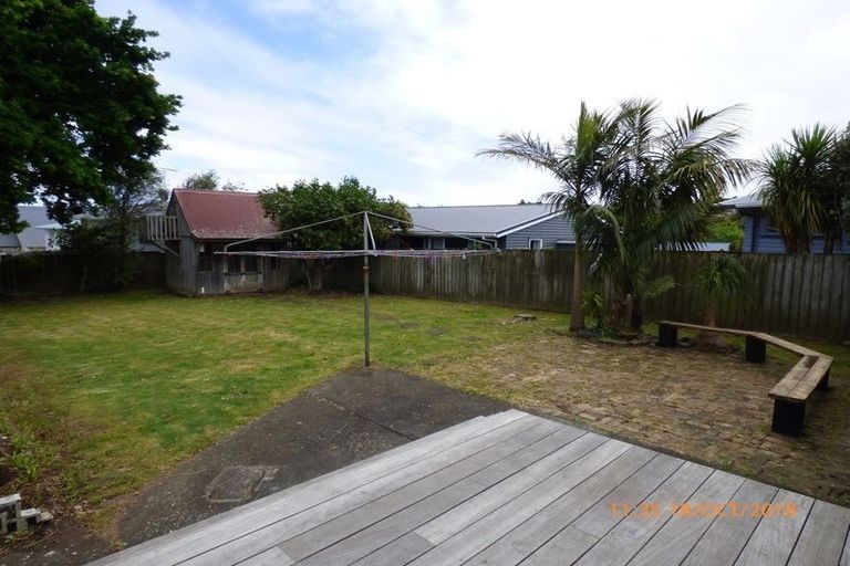 Photo of property in 106 Lancaster Road, Beach Haven, Auckland, 0626