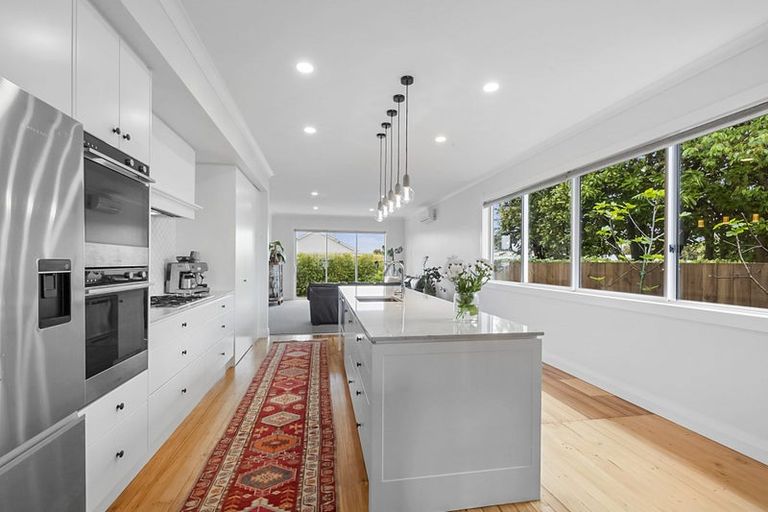 Photo of property in 12 Barriball Street, Fitzroy, New Plymouth, 4312