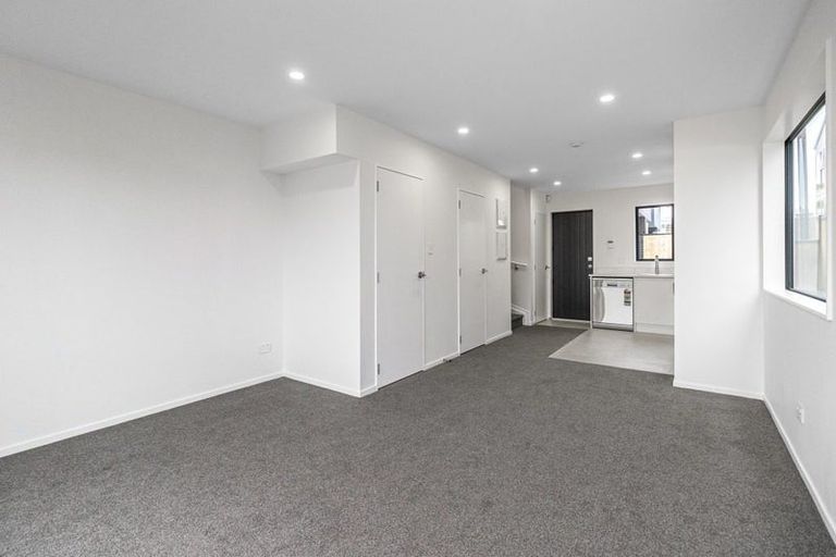 Photo of property in 13 Raupeti Lane, Henderson, 0612