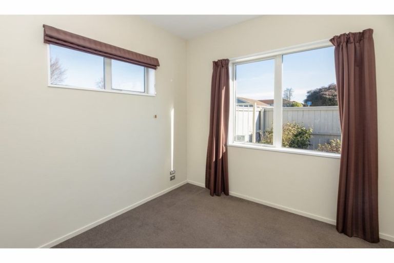 Photo of property in 1/6 Kauri Street, Riccarton, Christchurch, 8041
