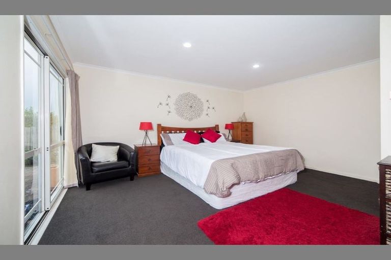 Photo of property in 56 Helvetia Drive, Browns Bay, Auckland, 0630