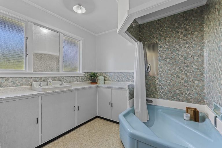 Photo of property in 265d Tukapa Street, Hurdon, New Plymouth, 4310