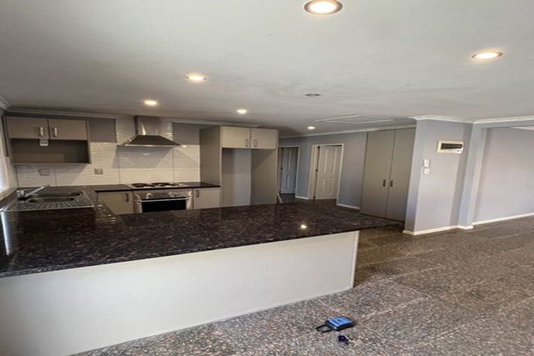 Photo of property in 20 Henwood Road, Mangere East, Auckland, 2024