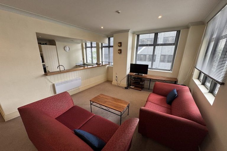 Photo of property in Kelvin House, 2f/16 The Terrace, Wellington Central, Wellington, 6011