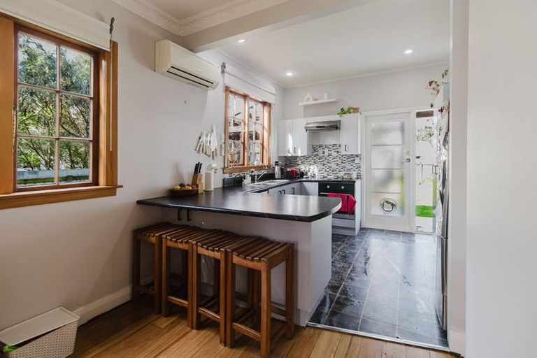 Photo of property in 39 Linwood Drive, Paraparaumu, 5032