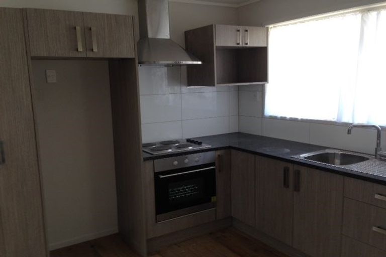 Photo of property in 33 Arnwood Street, Manurewa, Auckland, 2102