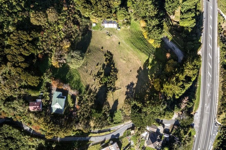 Photo of property in 8 Mount Cecil Road, Moonshine Valley, Porirua, 5381