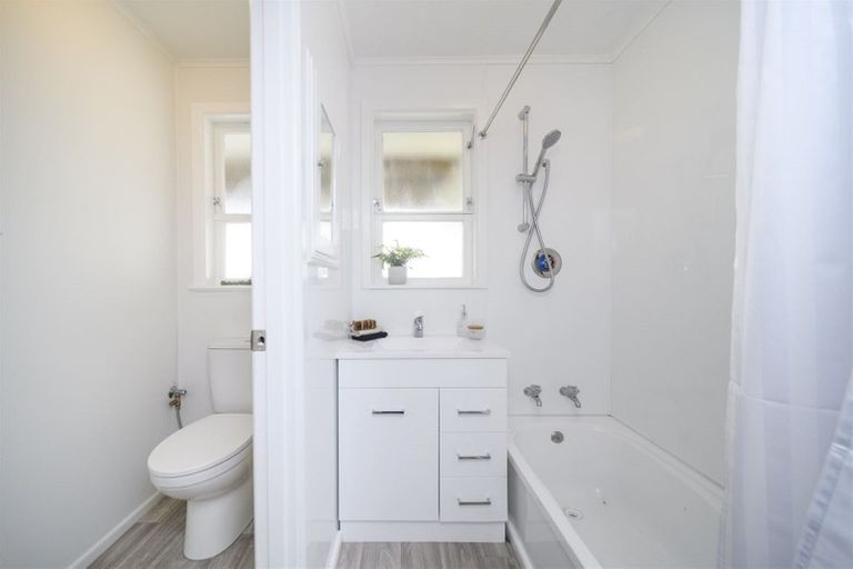 Photo of property in 86 Rugby Street, Awapuni, Palmerston North, 4412