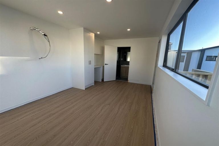 Photo of property in 103b Grove Road, Papakura, 2110