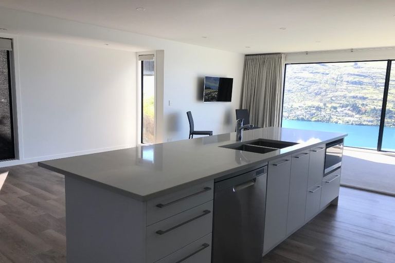 Photo of property in 123 Goldfield Heights, Queenstown, 9300