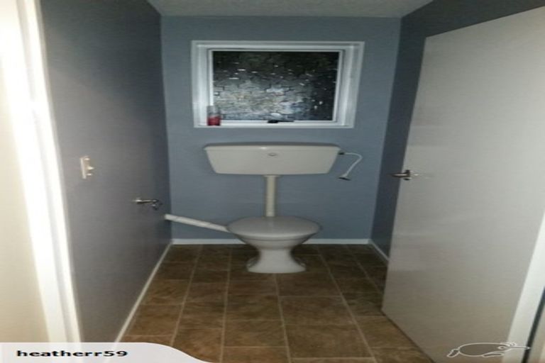 Photo of property in 17 Mckellar Place, Hornby, Christchurch, 8042