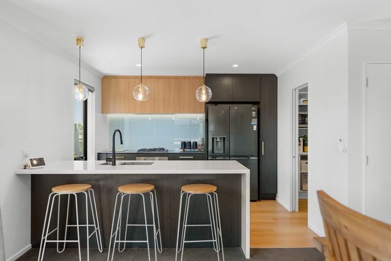 Photo of property in 2 Godley Place, Woodend, 7610