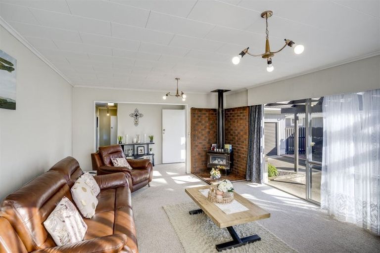 Photo of property in 24 Kent Terrace, Taradale, Napier, 4112