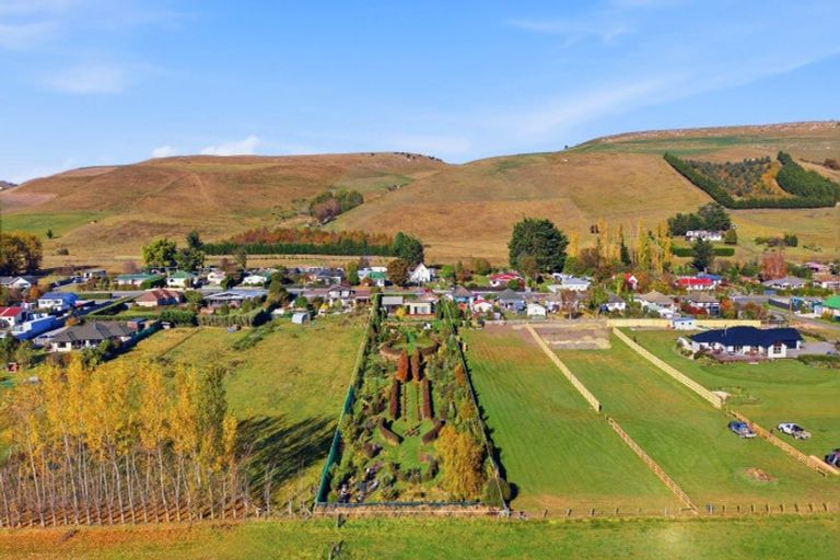 Photo of property in 38 Princes Street, Waikari, 7420