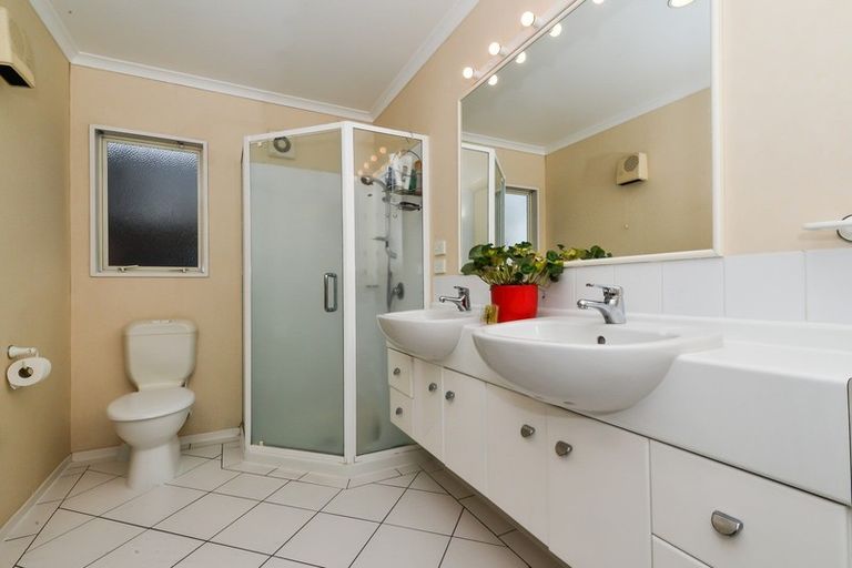 Photo of property in 30 Keswick Crescent, Huntington, Hamilton, 3210