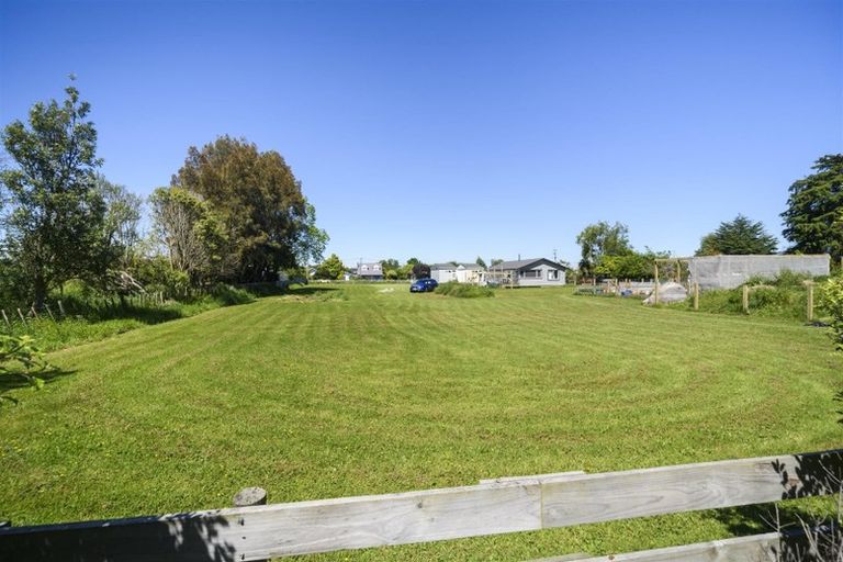 Photo of property in 21 Waitere Street, Marton, 4710