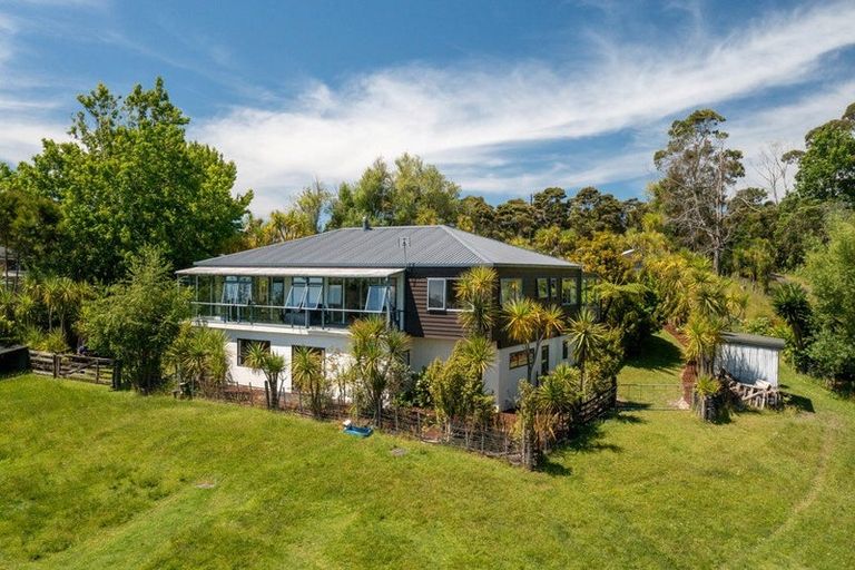 Photo of property in 208 Albany Heights Road, Albany Heights, Albany, 0792