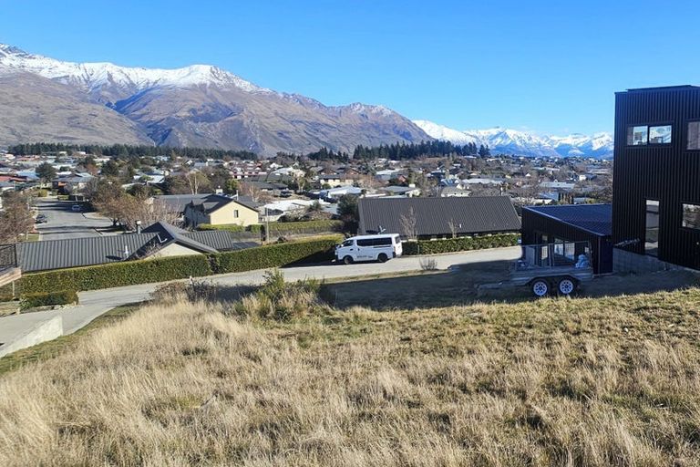 Photo of property in 11b Fastness Crescent, Wanaka, 9305