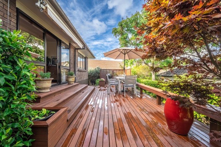 Photo of property in 2/47 Aberfeldy Avenue, Highland Park, Auckland, 2010