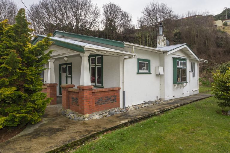 Photo of property in 13 Chelmer Street, Oamaru, 9400