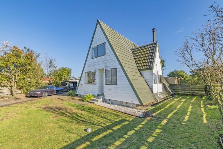 Photo of property in 24 Torlesse Crescent, Darfield, 7510