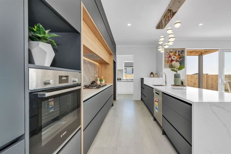 Photo of property in 45 Koromeke Street, Flat Bush, Auckland, 2019