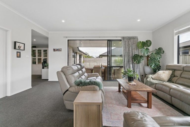 Photo of property in 12 Kanono Close, Papamoa Beach, Papamoa, 3118