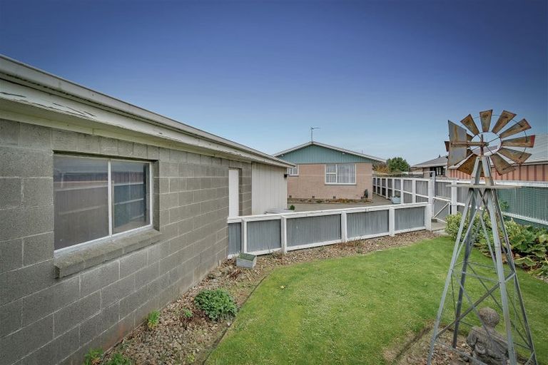 Photo of property in 61 Boston Avenue, Hornby, Christchurch, 8042