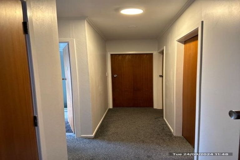 Photo of property in 6a Sandleigh Road, Hamilton Lake, Hamilton, 3204