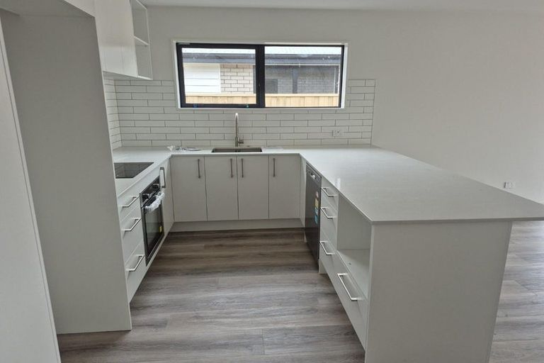 Photo of property in 21 Derbridge Street, Woodend, 7610