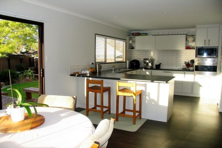 Photo of property in 5 Donegal Crescent, Tamatea, Napier, 4112