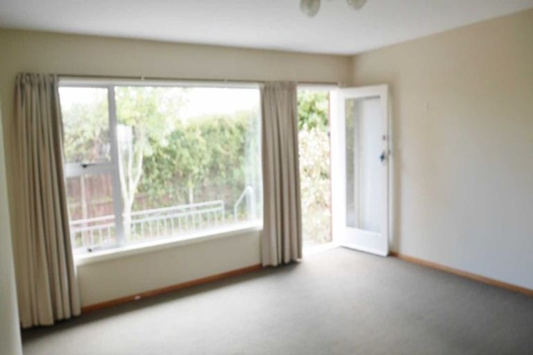 Photo of property in 2/83 Clare Road, St Albans, Christchurch, 8014