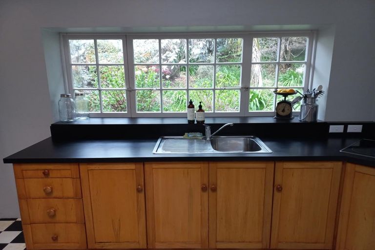 Photo of property in 35 Tremaine Avenue, Two Mile Bay, Taupo, 3330