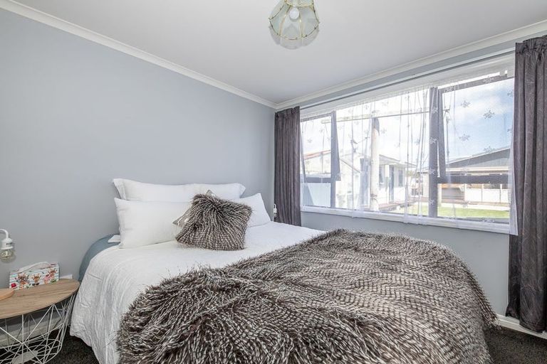 Photo of property in 29 Romilly Street, Westport, 7825